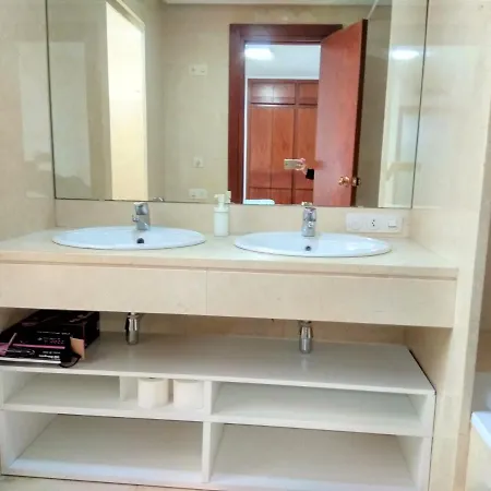 Disfruta - Enjoy Ayuntamiento Apartamento *